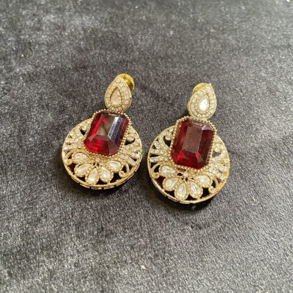 Monalisa traditional earring
