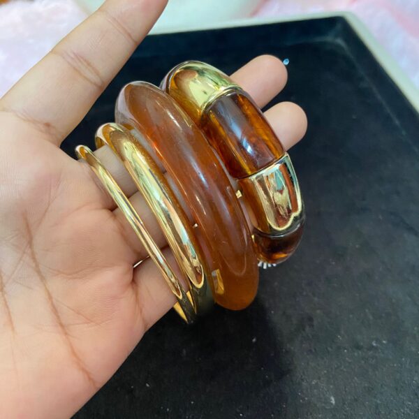 Resin bangle set